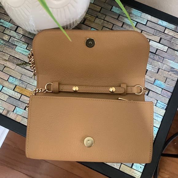 New Without SeeTag by Chloe  Hana Large Leather Wallet on a Chain - Picture 16 of 17